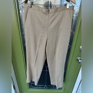 Women’s Size 12 Gold Metallic Festive Holiday Straight Leg Christmas Pants